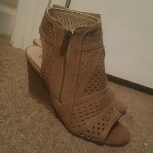 Aztec nude wedges